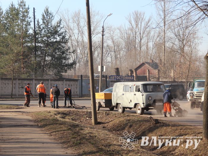 Ямочный ремонт на ул. Нелидовской (ФОТО)