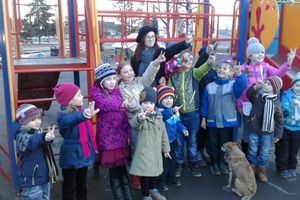 Весёлое шоу на площади Калинина в Великих Луках (ФОТО)