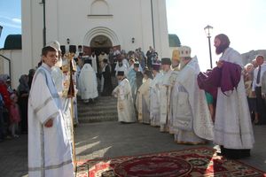 Освящение Храма святителя Тихона, Патриарха Всероссийского, святых Новомучеников и Исповедников Российских (ФОТО)