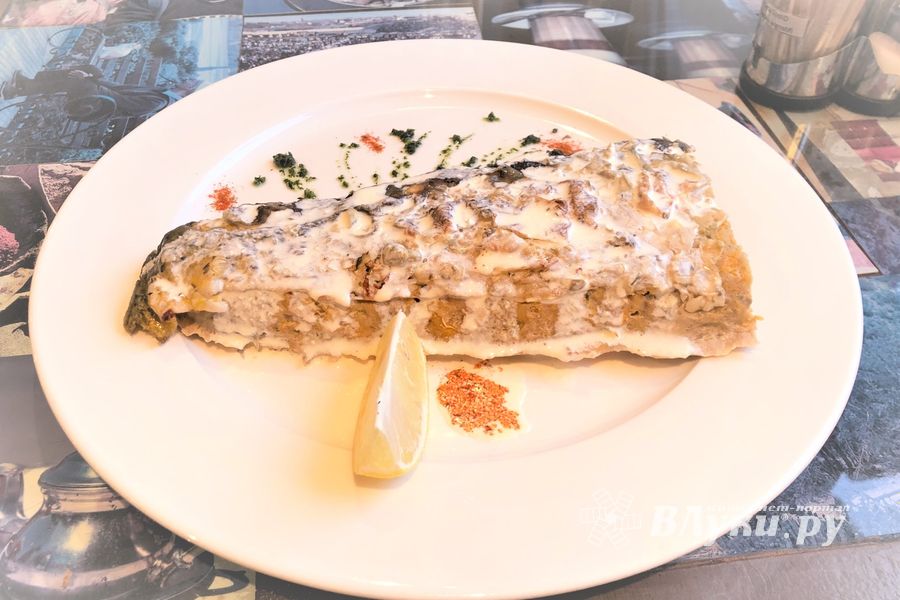 Приближается зима. Время зайти в гости. Точнее – в «Гости»