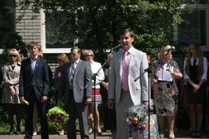 Сегодня в городе проходят последние звонки