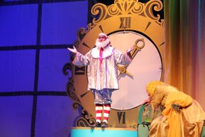 «Принцессу на горошине» и «Свинопаса» показал Великолукский драматический театр (фото)