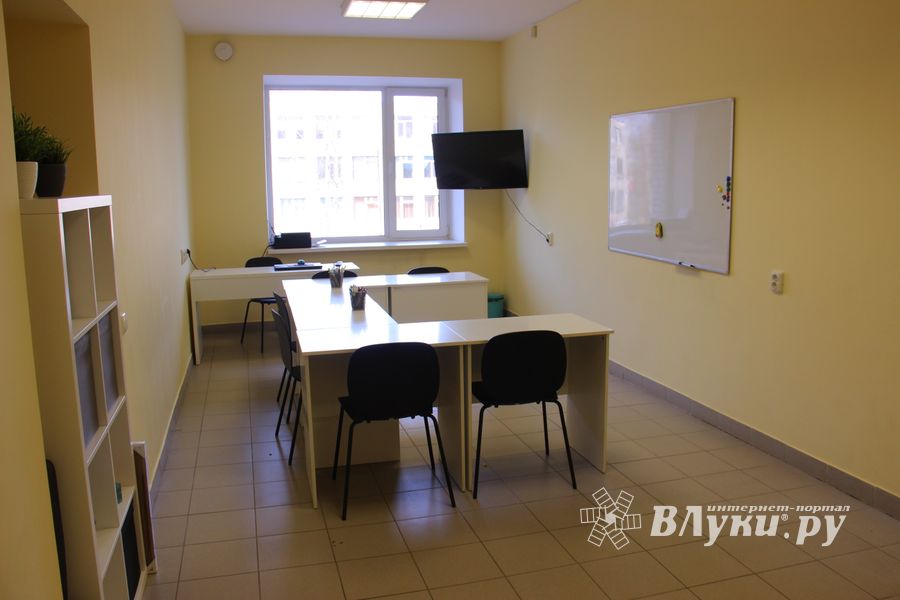 Языковой центр «ICE PEAK» приглашает великолучан