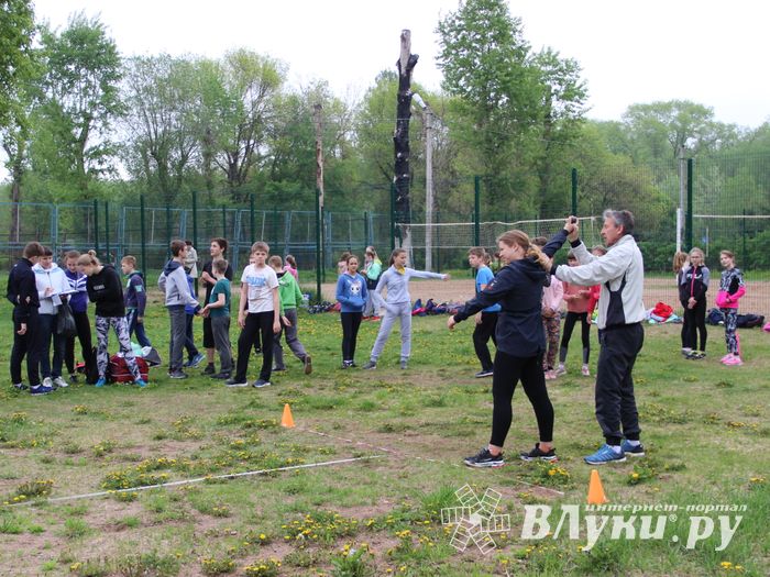 Великолукские школьники сдают ГТО (ФОТО)