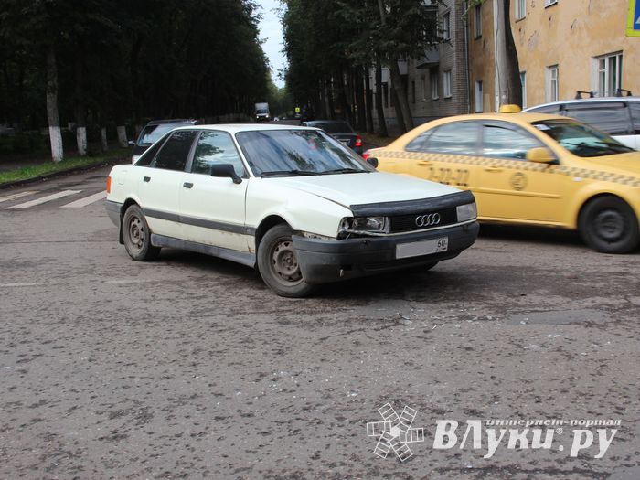 ДТП на перекрёстке Пушкина/Либкнехта (ФОТО)