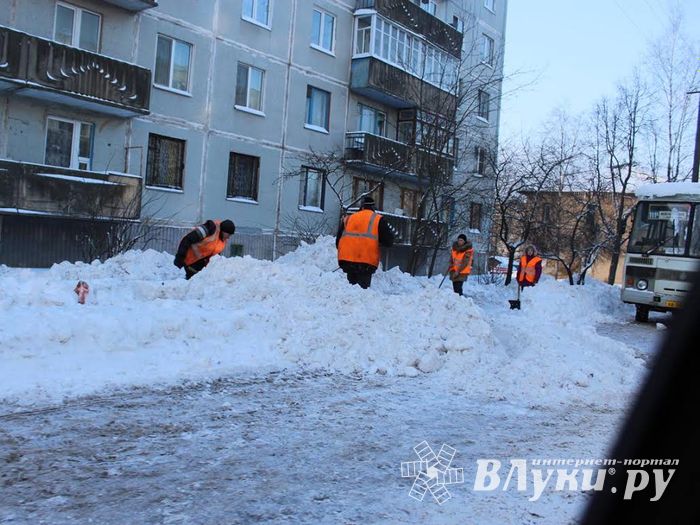 В Невеле коммунальные службы справились с уборкой снега на 5+