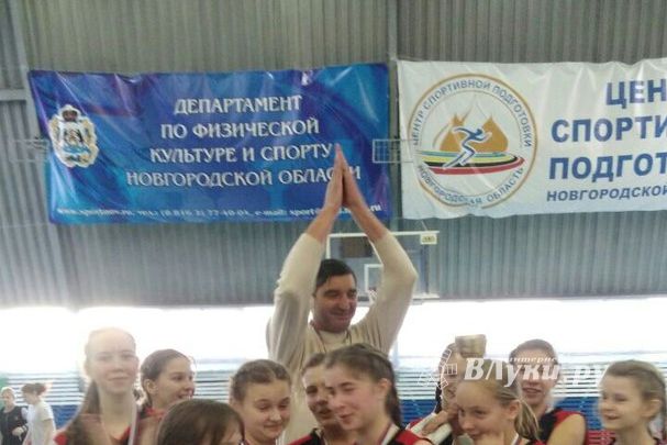 Великолучанки привезли золото с Новгородской области (ФОТО)