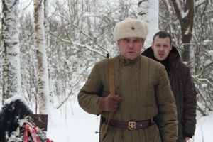 Никто не забыт: в Великих Луках благоустроили могилу неизвестного солдата (ФОТО)