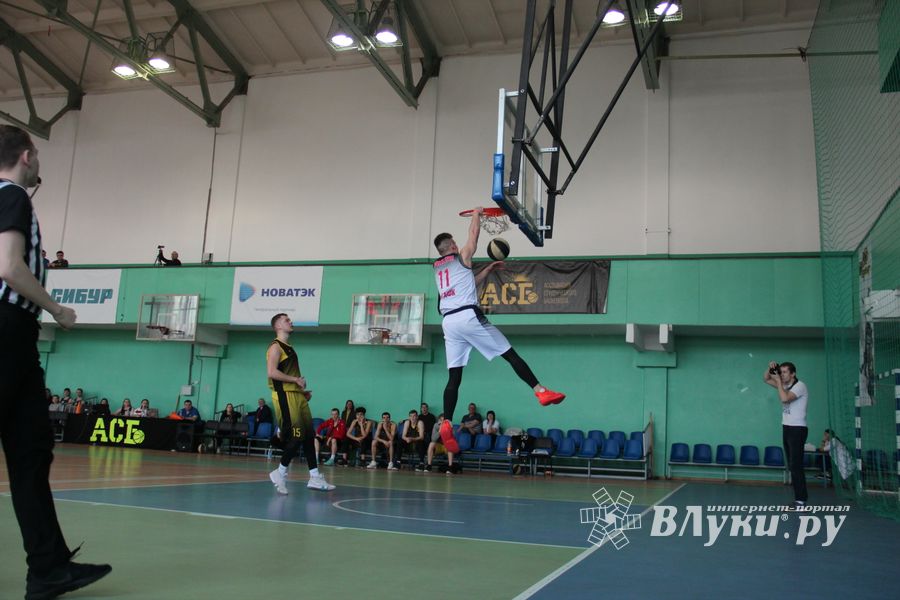 В Великих Луках прошли студенческие игры АСБ Лиги Белова (ФОТО)