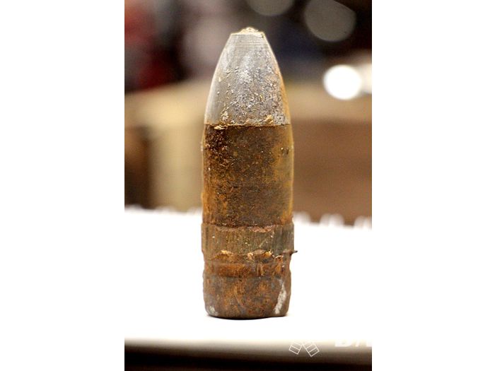 Великолучанин обнаружил боеприпас к авиационной пушке (ФОТО)