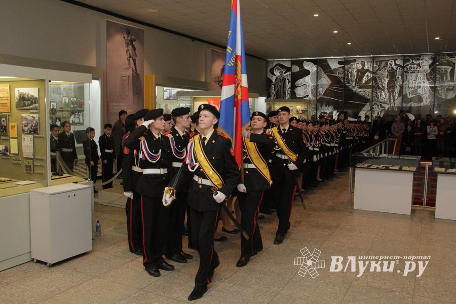 Великолукские кадеты принесли присягу (ФОТО)