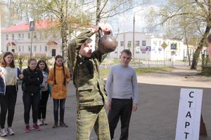 В 10 лицее к «освобождению заложников» привлекли новые силы (ФОТО)