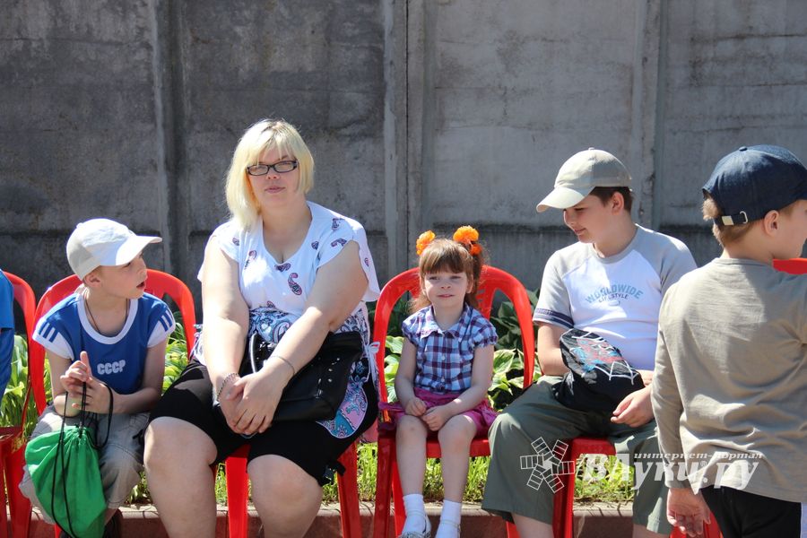 В Великих Луках отмечают День защиты детей 