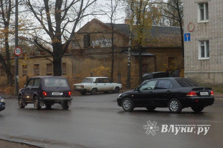 ДТП на пр.Октябрьском и ул.Дьяконова (ФОТО)