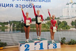 Великолучане вернулись с наградами с первенства СЗФО по спортивной аэробике (ФОТО)