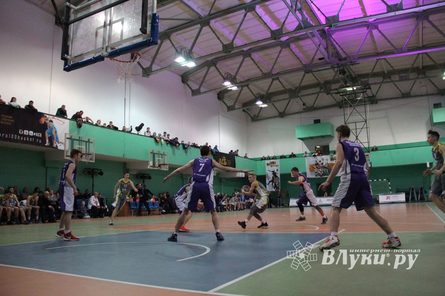 Великолучане стали вторыми в региональном финале Чемпионата ШБЛ «КЭС-БАСКЕТ» (ФОТО)