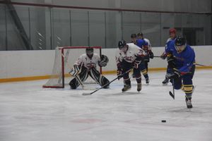 Победа ХК «ЛукиСпорт» не повлияла на положение команды в турнирной таблице  (ФОТО)