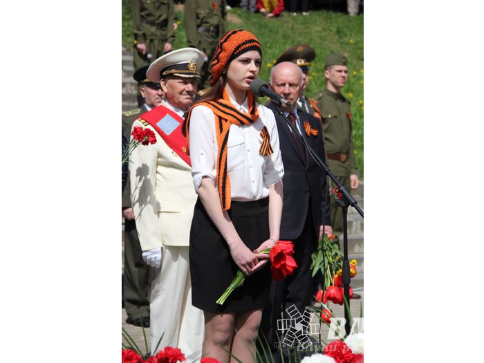 Парад Победы в Великих Луках (фото)