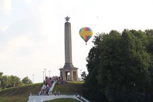 Кей-граб в рамках 19-ой Международной встречи воздухоплавателей в Великих Луках состоялся