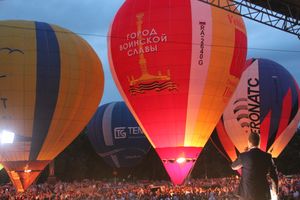 Ночным свечением аэростатов завершилась 24-я Международная встреча воздухоплавателей (ФОТО)