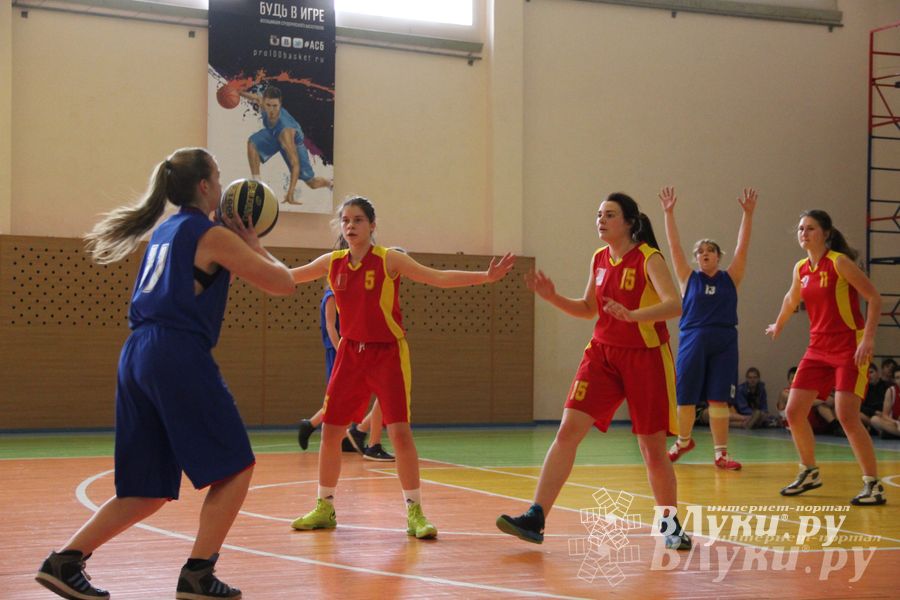 Игра 29 марта Великие Луки — Псков (девушкши)