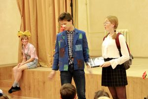 Великолукские первоклассники перевоспитали Бабу-Ягу (ФОТО)