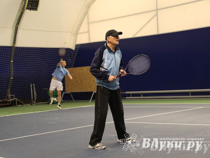 В СК «Ника» прошел открытый городской турнир по большому теннису (фото)