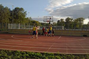 В Великих Луках состоялся турнир по стритболу (фото)