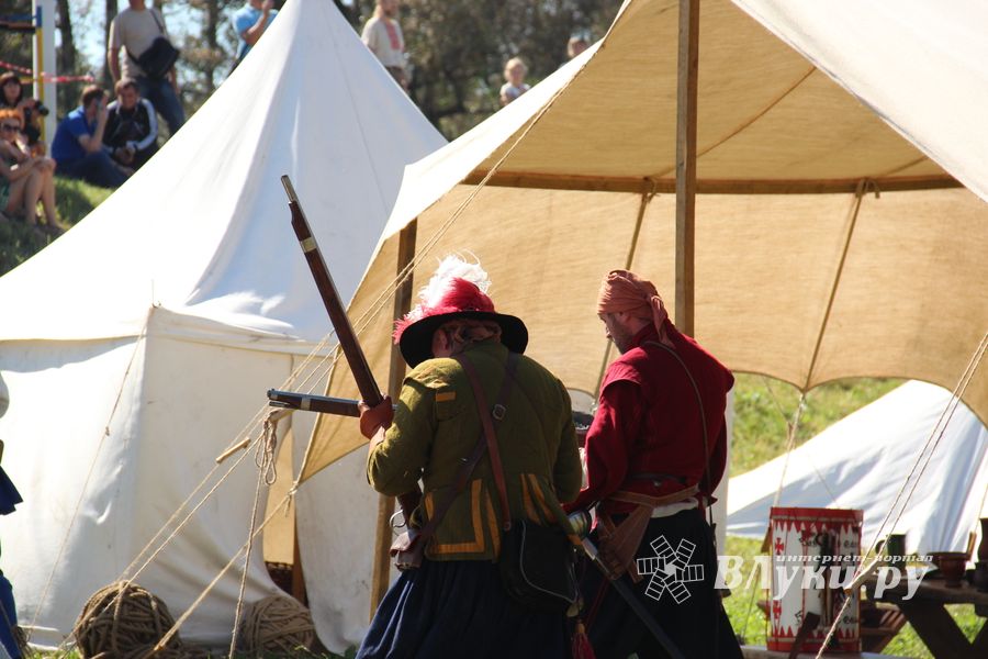 Великолукская Крепость соединила прошлое и настоящее (ФОТО)