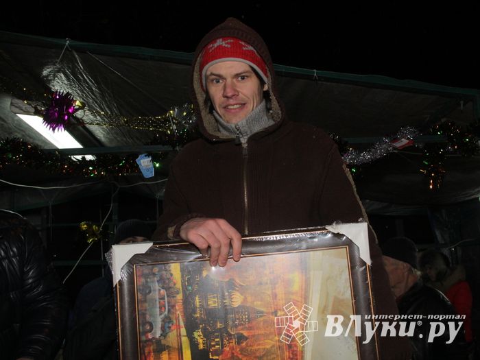 Великие Луки к встрече Нового года готовы (ФОТО)