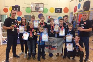 Сборная Великих Лук по кикбоксингу завоевала 1 общекомандное место (ФОТО)