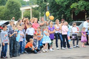 "Улыбнемся солнечному дню"