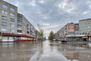 Великие лужи вновь заполнили Великие Луки (ФОТО)