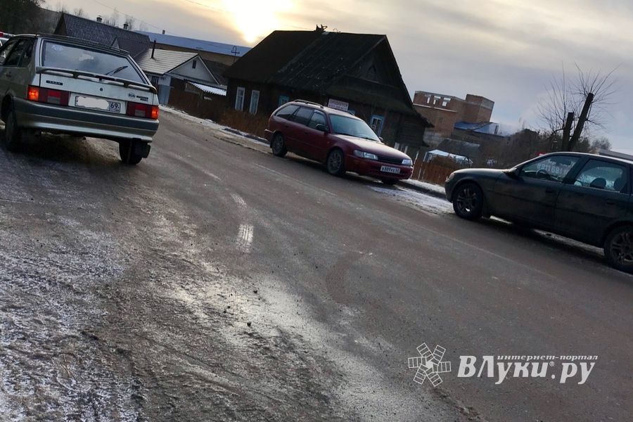 На улице Винатовского столкнулись «Лада» и Ford (ФОТО)