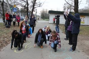 Псковские студенты провели антиалкогольный флешмоб (фото)