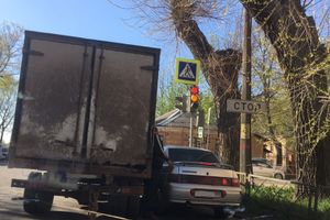 Фотофакт: ДТП на перекрёстке Некрасова и Толстого