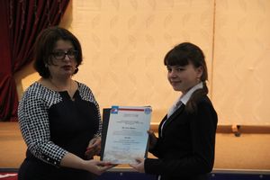 В Великих Луках наградили самых умных школьников 