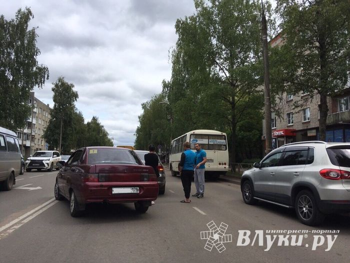 ДТП на пр. Гагарина (ФОТО)