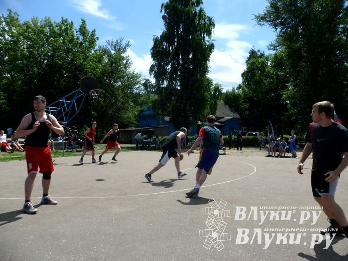 В Великих Луках прошел Всероссийский олимпийский день (фото)
