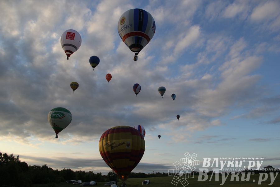 Пилоты совершили третий спортивный полет