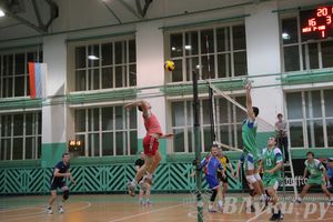 Сборная Великолукского района стала обладателем Кубка города по волейболу (фото)