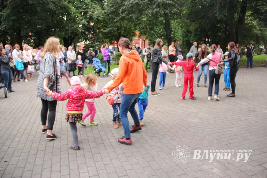 В Великих Луках начали отмечать День города (ФОТО)