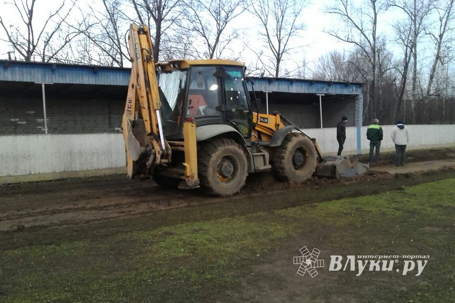 Хоккеисты в Великих Луках готовятся к сезону (ФОТО)