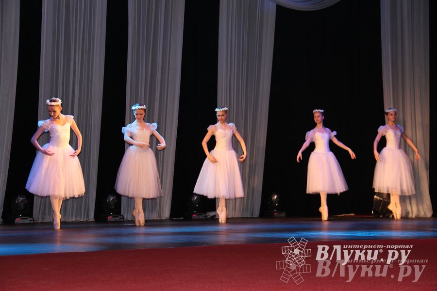 В ДК ЛК прошел четвертый ежегодный фестиваль танца (фото)