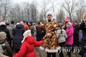 Гуляния широкой великолукской Масленицы