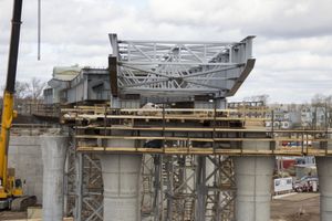  Работы по строительству путепровода в Великих Луках  идут по графику (ФОТО)