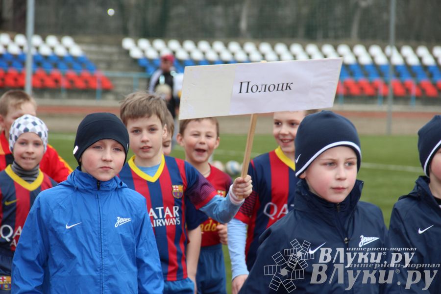 В Великих Луках прошел международный детский турнир по футболу «Наши надежды»