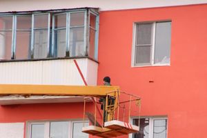 В Великих Луках доделывают капитальные ремонты домов (ФОТО)