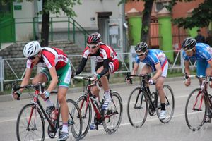 Гонка-критериум по велосипедному спорту