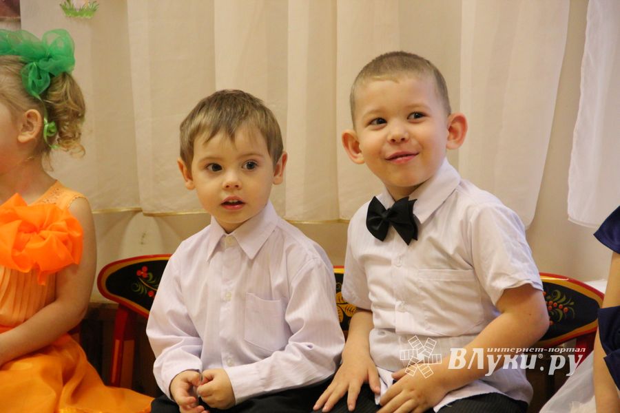 В детском саду №16 прошёл осенний утренник (ФОТО)